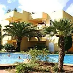 Velas Hotel *