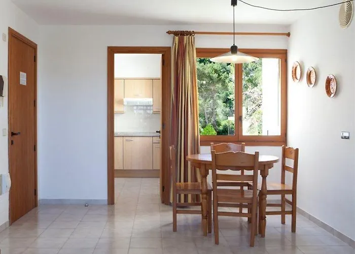 Velas Ξενοδοχείο *